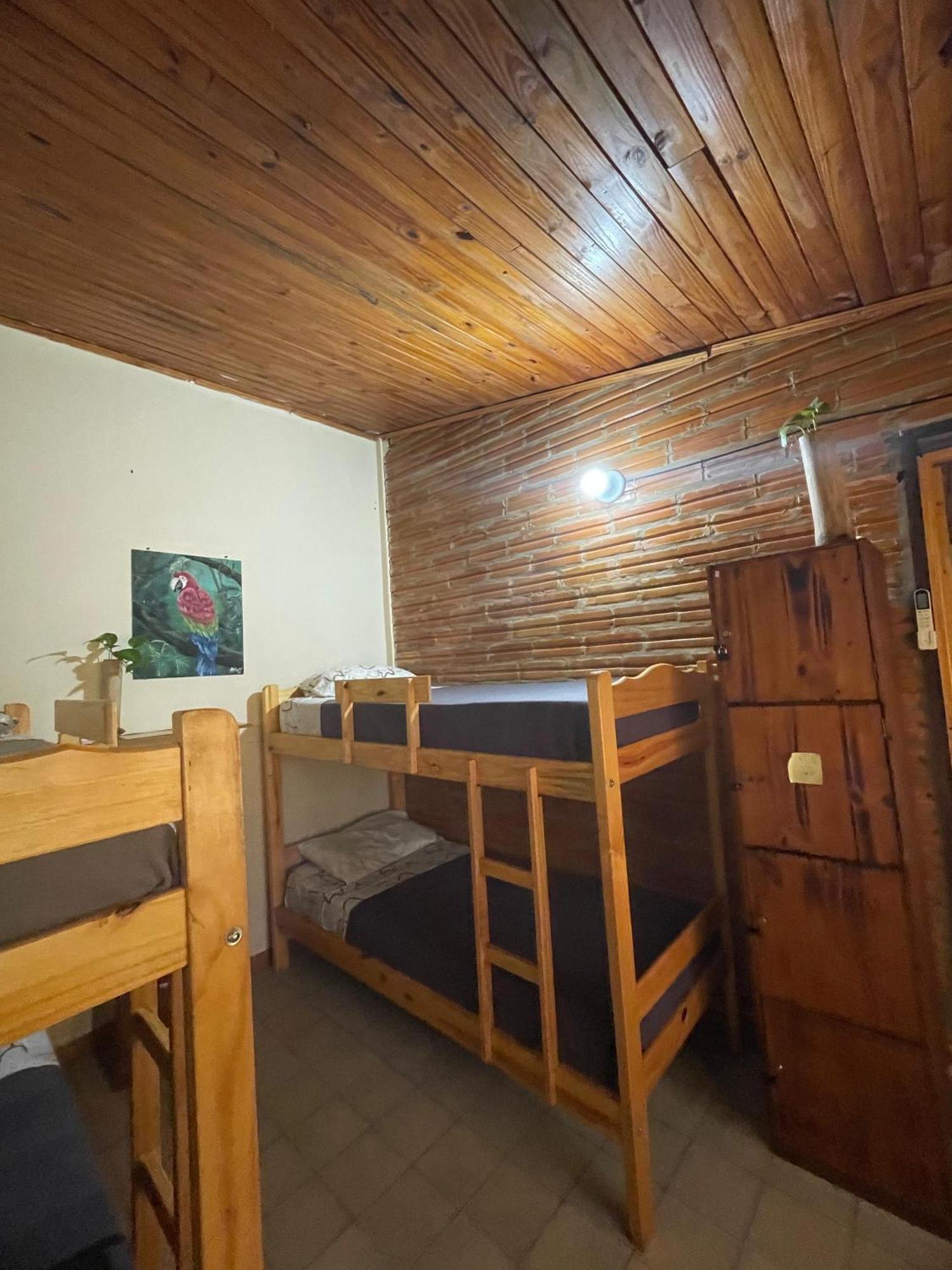 Bungalow Hostel Iguazu Puerto Iguazú Extérieur photo